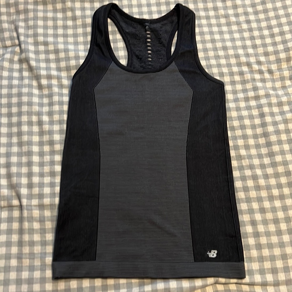New balance tank top